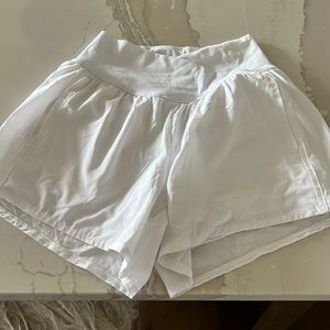 HALARA White Athletic Shorts
